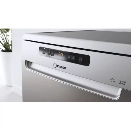 Kontrolsat - Máquina Lavar Loiça Indesit DFO3T133AF X (14 Talheres - 60cm - Classe D)