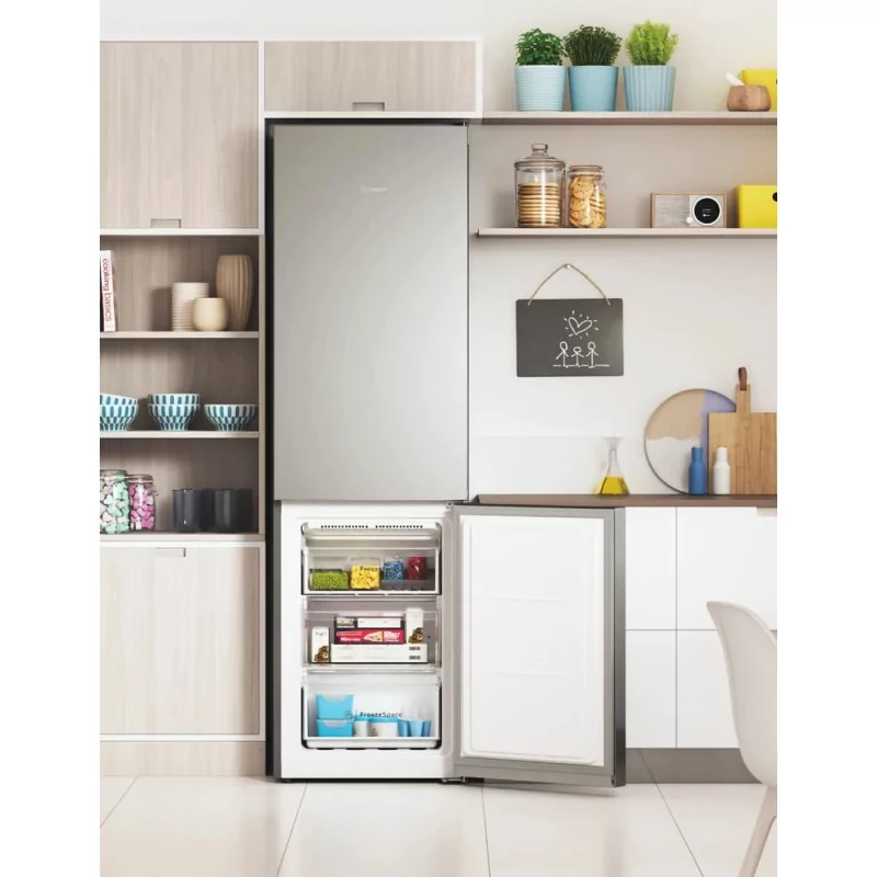 Kontrolsat - Combinado Indesit INFC9 TA23X (367L - Classe D - Prateado)