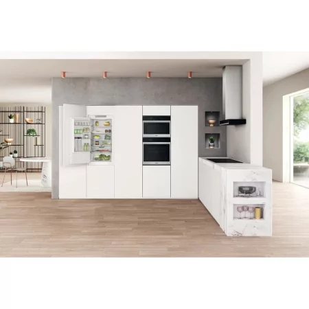 Kontrolsat - Combinado Encastrável Whirlpool WHC18 T322 (250L - Classe E - Não aplicável)