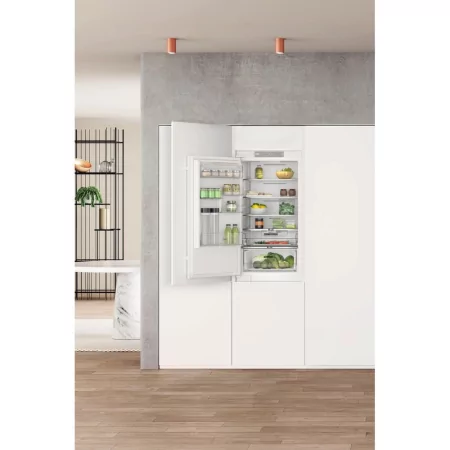 Kontrolsat - Combinado Encastrável Whirlpool WHC18 T322 (250L - Classe E - Não aplicável)
