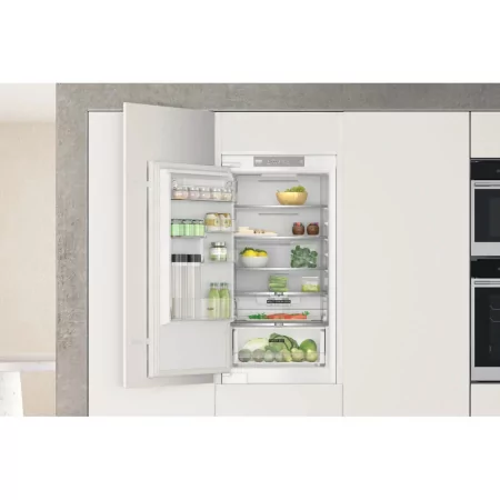 Kontrolsat - Combinado Encastrável Whirlpool WHC18 T322 (250L - Classe E - Não aplicável)