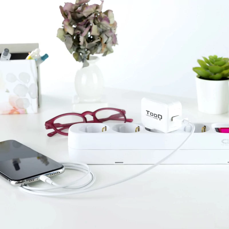 Kontrolsat - Carregador USB TooQ - 12W - Branco - TQWC-1S01WT