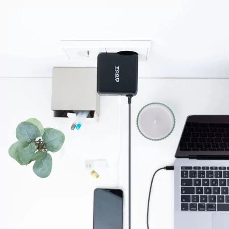 Kontrolsat - Carregador USB-C TooQ - Preto - TQLC-USBC65PD