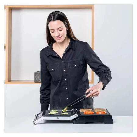 Kontrolsat - Black+Decker Grill 2200W - 180º Opening - Non-stick Plates - BXGR2200E