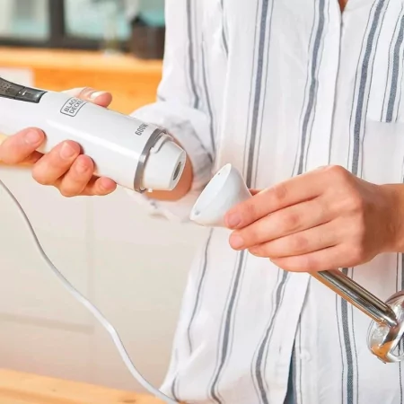 Kontrolsat - Black & Decker Hand Blender + Accessories - 600W - White - BXHBA600E Kontrolsat - Black & Decker Hand Blender + Accessories - 600W - White - BXHBA600E