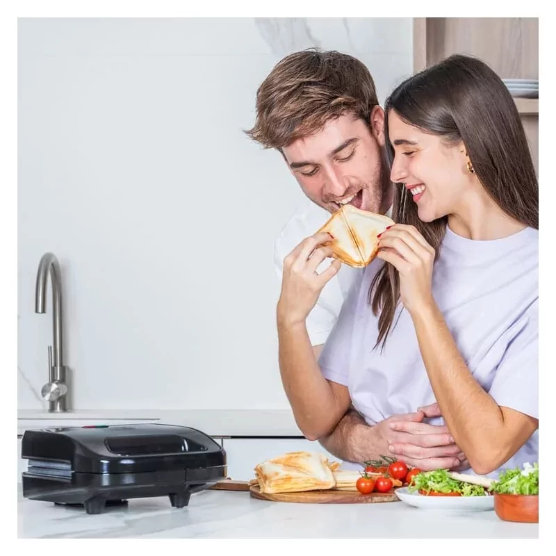 Kontrolsat - Black+Decker 750W Sandwich Maker - Sandwiches + Grill + Waffle - BXSA754E