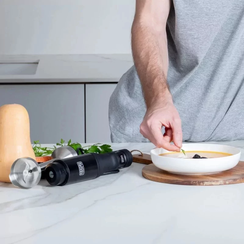 Kontrolsat - Varinha Mágica Black+Decker 1500W - Inox + Copo Medidor 0.7L - BXHB1501E