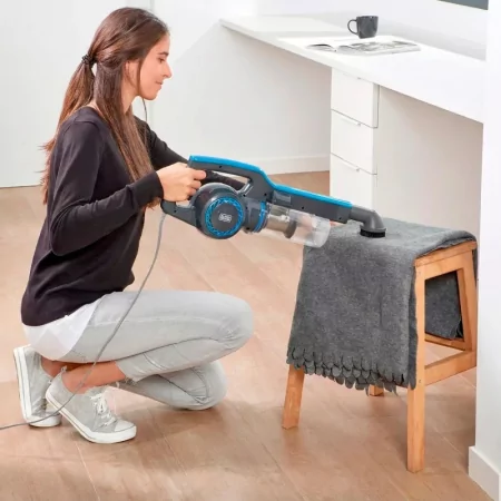 Kontrolsat - Aspirador Vertical Black+Decker - (0.8L - 600W - Tripla Filtragem) - BXVMS600E
