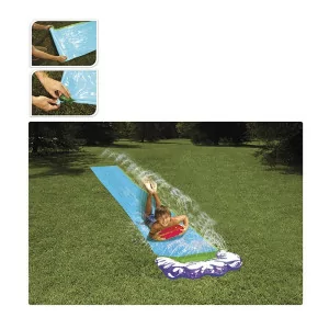 Rampa deslizante com agua