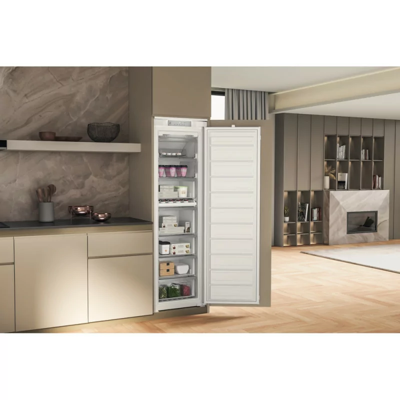 Built-in Vertical Freezer Whirlpool 209L - WHSD18F083C1P