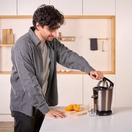 Espremedor de Citrinos Alavanca Black+Decker 350W - 0.4L - BXCJ350E