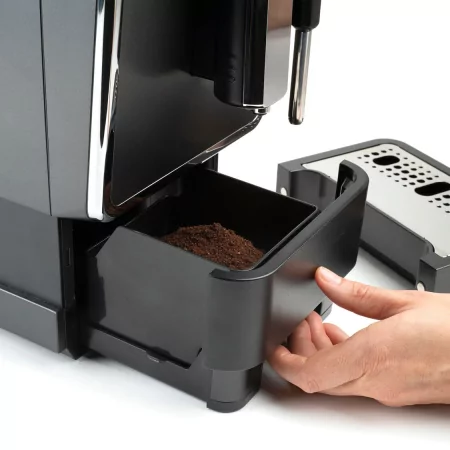Cafetera Black+Decker - Super Automática - 1470W 19 Bar 1.2L - BXCO1470E